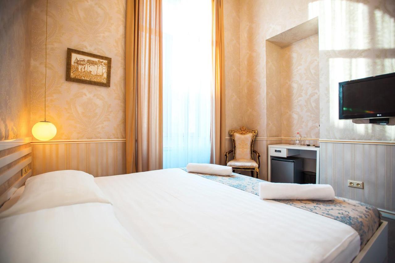 Rustaveli Hotel Tbilisi Zewnętrze zdjęcie