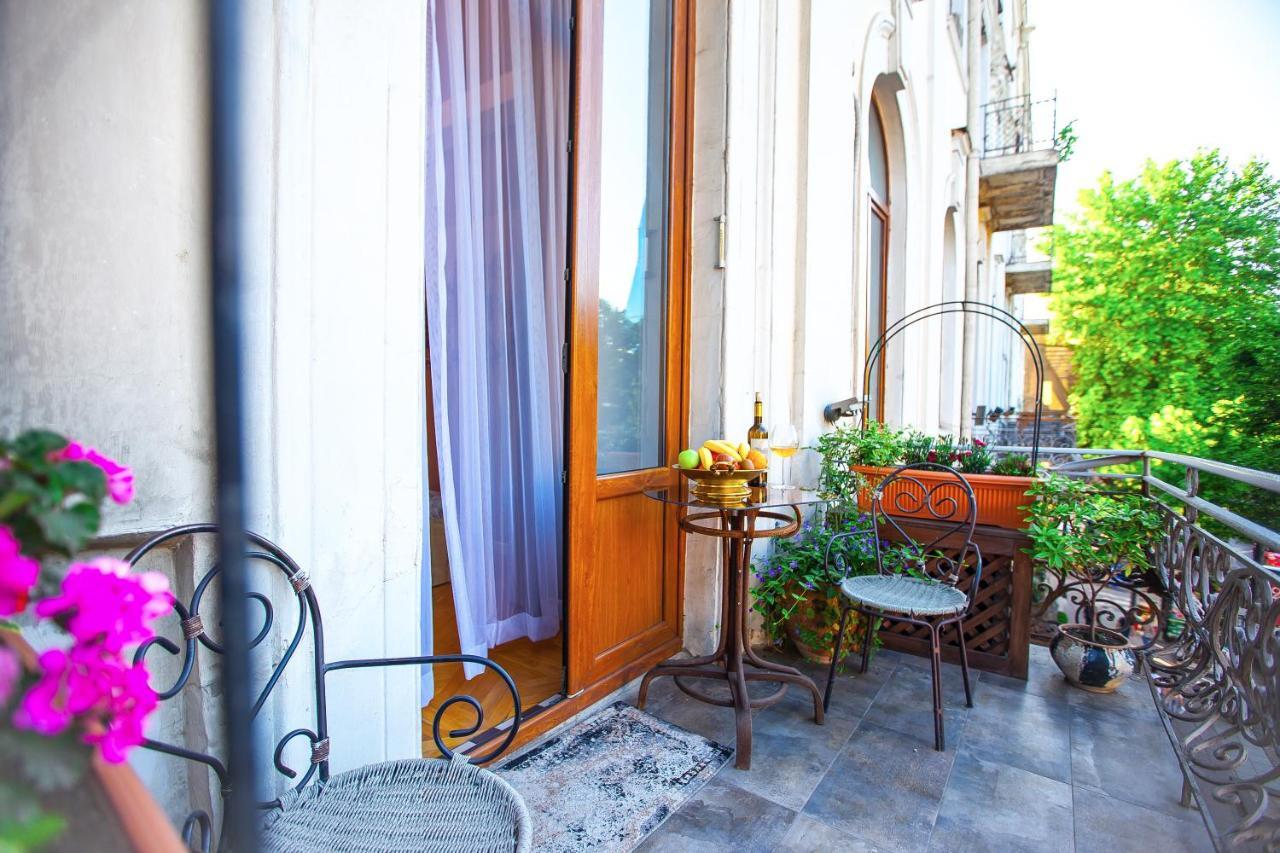 Rustaveli Hotel Tbilisi Zewnętrze zdjęcie